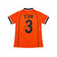Door Jaap Stam gesigneerd Nederlands voetbalshirt met naam Stam en rugnummer 3, achterkant