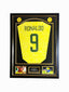 Ingelijst gesigneerd Brazilië voetbalshirt van Ronaldo de Lima met nummer 9