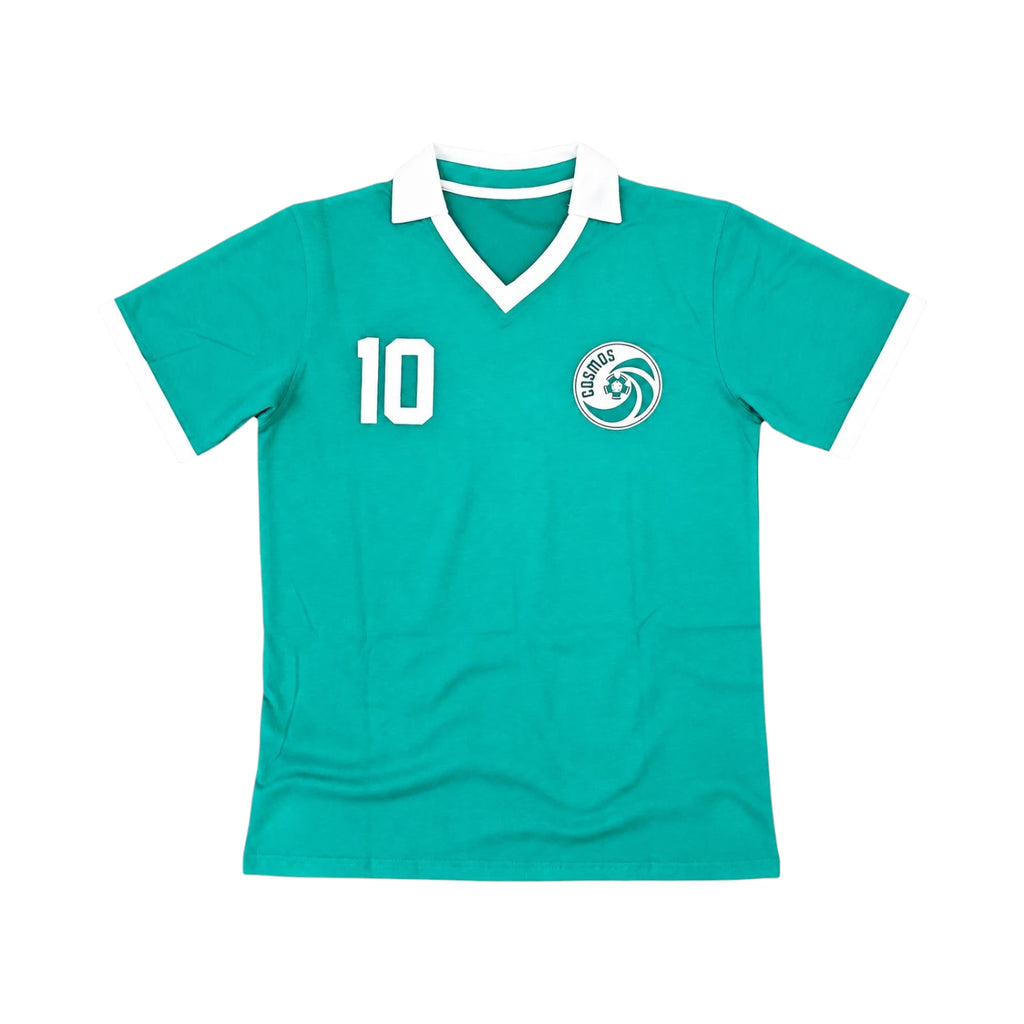Voorkant van een groen Cosmos nummer 10 voetbalshirt met witte kraag en clubembleem.