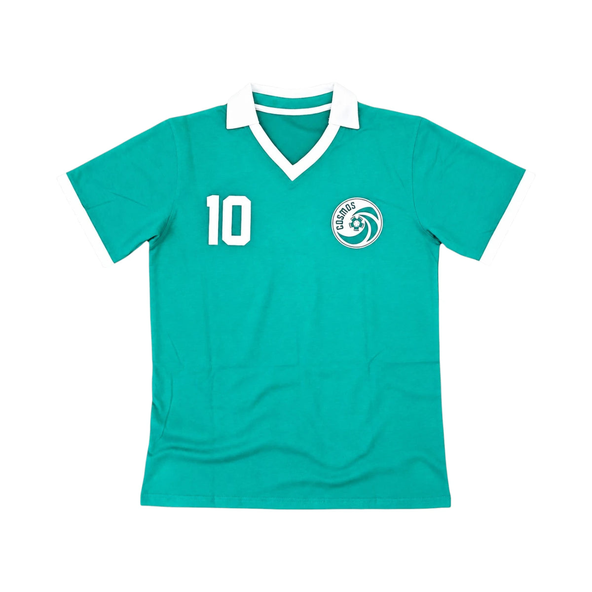 Voorkant van een groen Cosmos nummer 10 voetbalshirt met witte kraag en clubembleem.