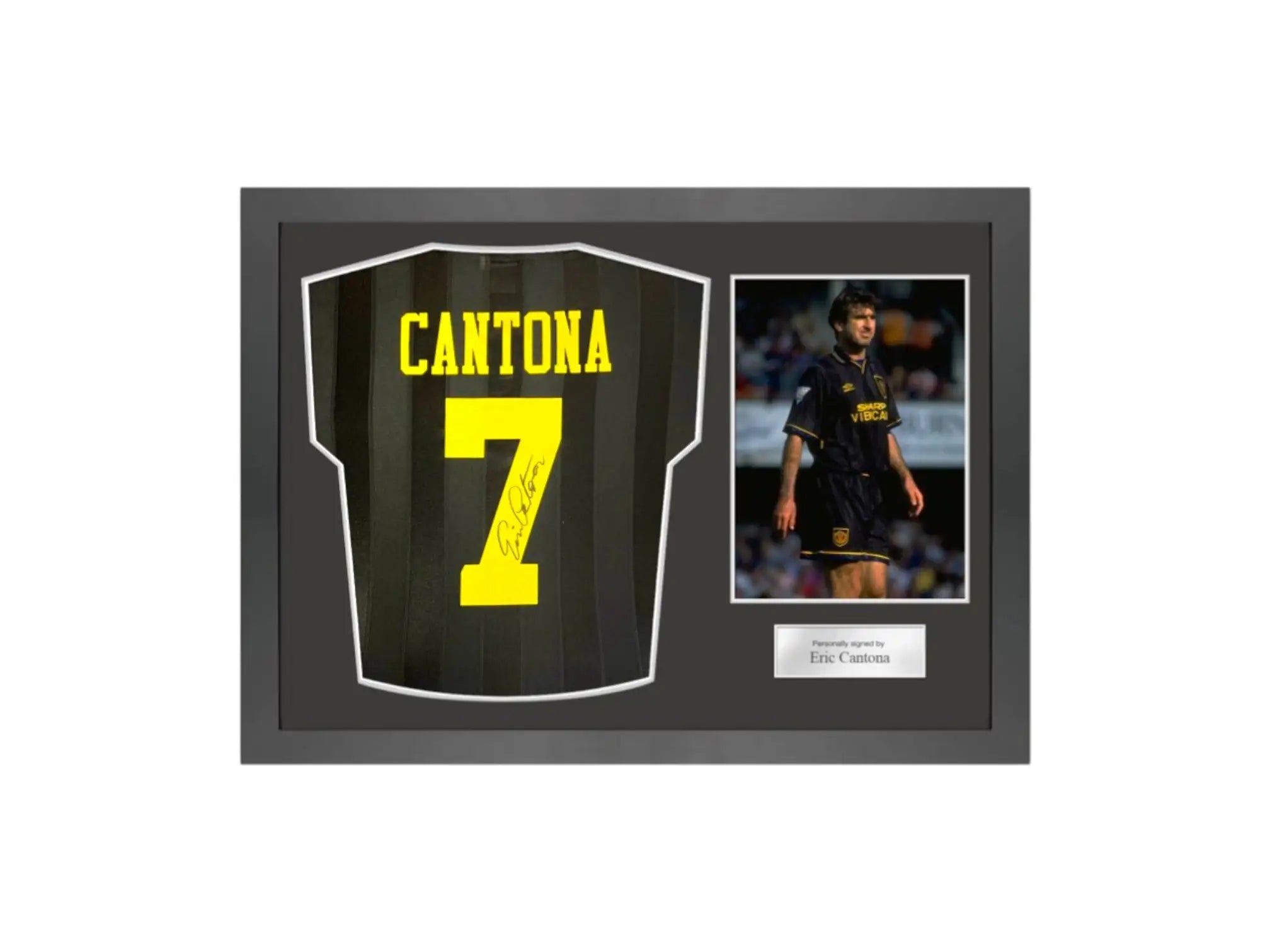 Eric Cantona Gesigneerd Manchester United Uitshirt 1994-96 Icon frame - Sport Memorabilia Netherlands Eric Cantona Gesigneerd Manchester United Uitshirt 1994-96 Icon frame Icon Frame  Certificaat, Eric Cantona Manchester United Gesigneerd shirt Premier League Voetbal memorab, Gesigneerd, Gesigneerd Shirt, Icon Frame, Premier League, Voetbal Memorabilia