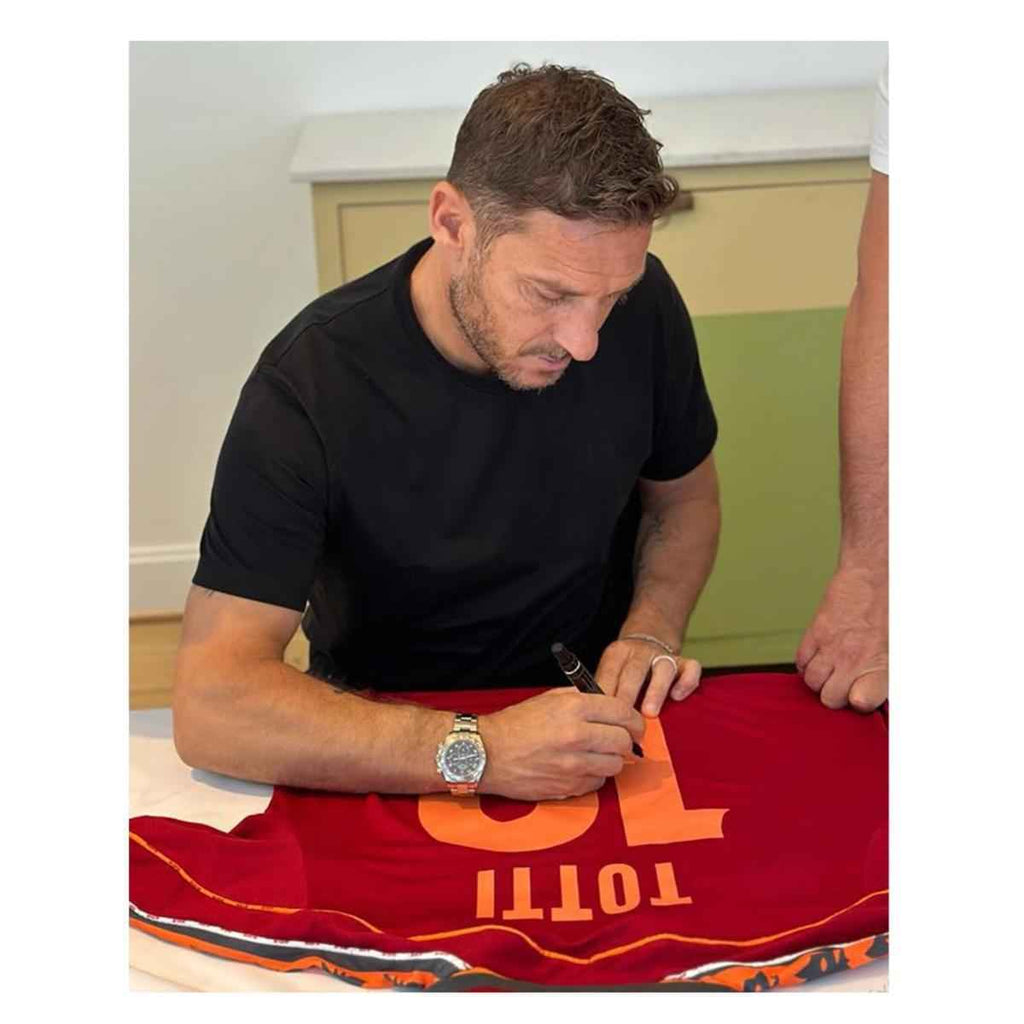 Francesco Totti Gesigneerd AS Roma 1998-99 Thuisshirt - Icon Frame - Sport Memorabilia Netherlands