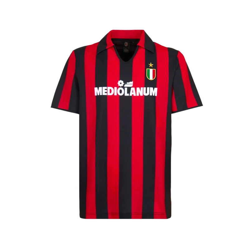 Voorkant van het officiële AC Milan 1988 retro voetbalshirt met rood-zwarte strepen, Mediolanum sponsorlogo, klassieke kraag en AC Milan clubembleem.