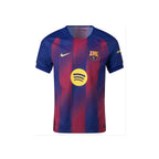 Voorkant van het FC Barcelona 2025-2026 Nike thuisshirt met blaugrana strepen, Spotify-sponsor en clublogo.