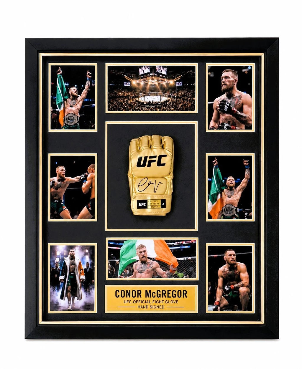 Ingelijste gouden UFC-handschoen gesigneerd door Conor McGregor met foto’s en naamplaat.