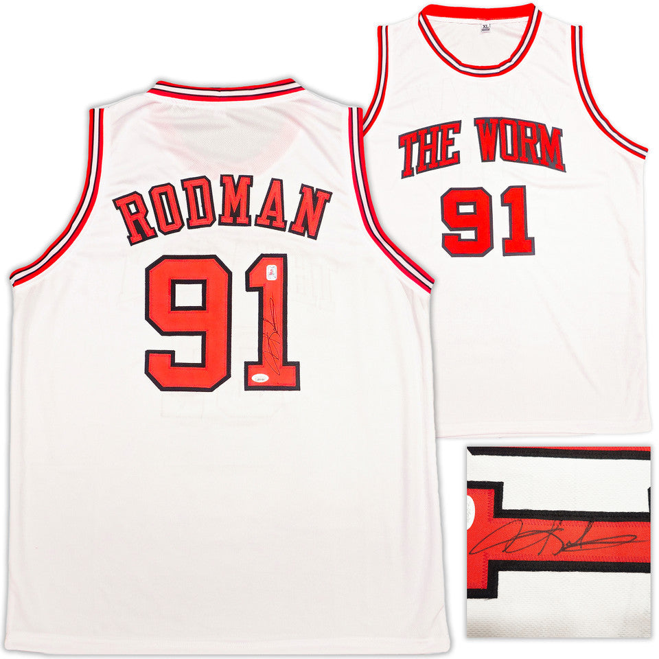 Voor- en achterkant van een wit Chicago Bulls nummer 91 basketbalshirt gesigneerd door Dennis Rodman. Hoofdafbeelding