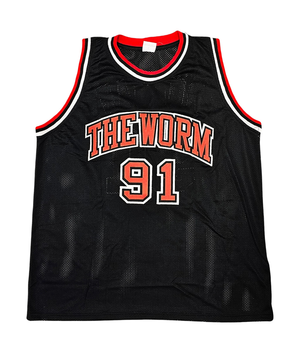 Voorkant van een zwart nummer 91 basketbalshirt van Dennis Rodman met THE WORM op de borst.