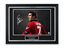 Deluxe ingelijste Manchester United-foto gesigneerd door Éric Cantona met handtekening, rugnummer 7 en naamplaatje.
