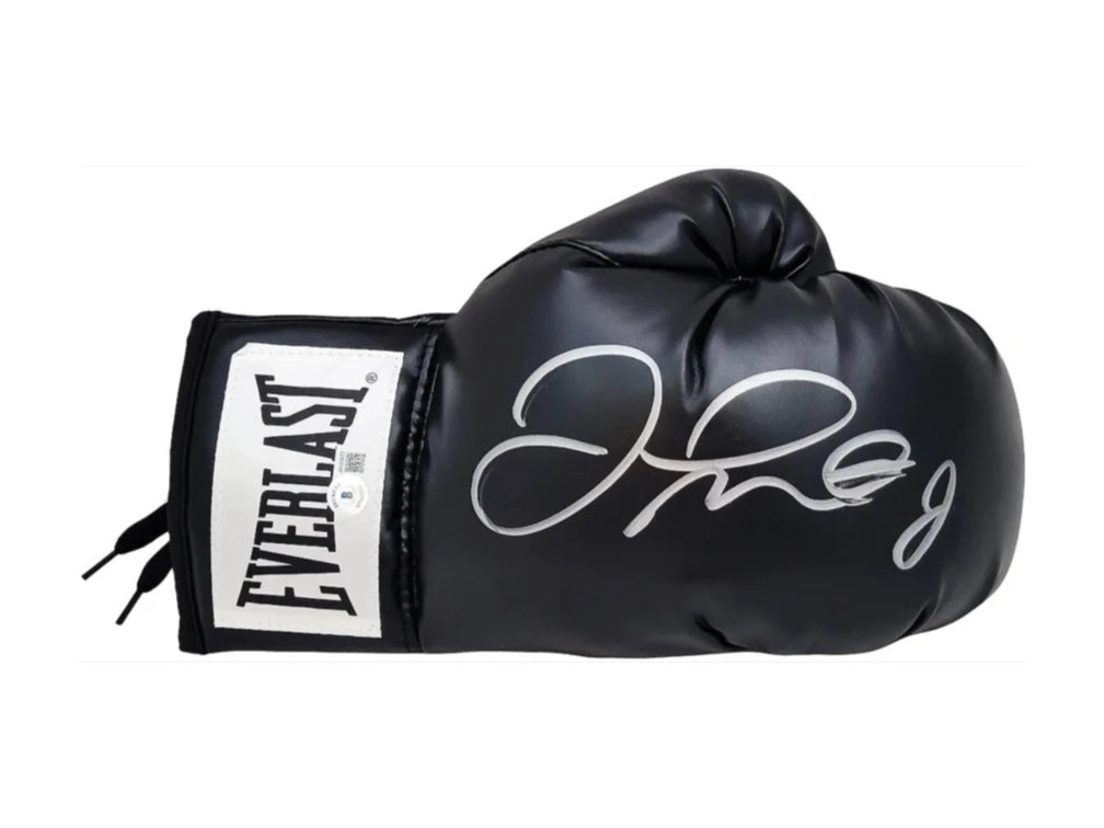 Floyd Mayweather Jr. gesigneerde zwarte Everlast bokshandschoen met zilverkleurige handtekening.