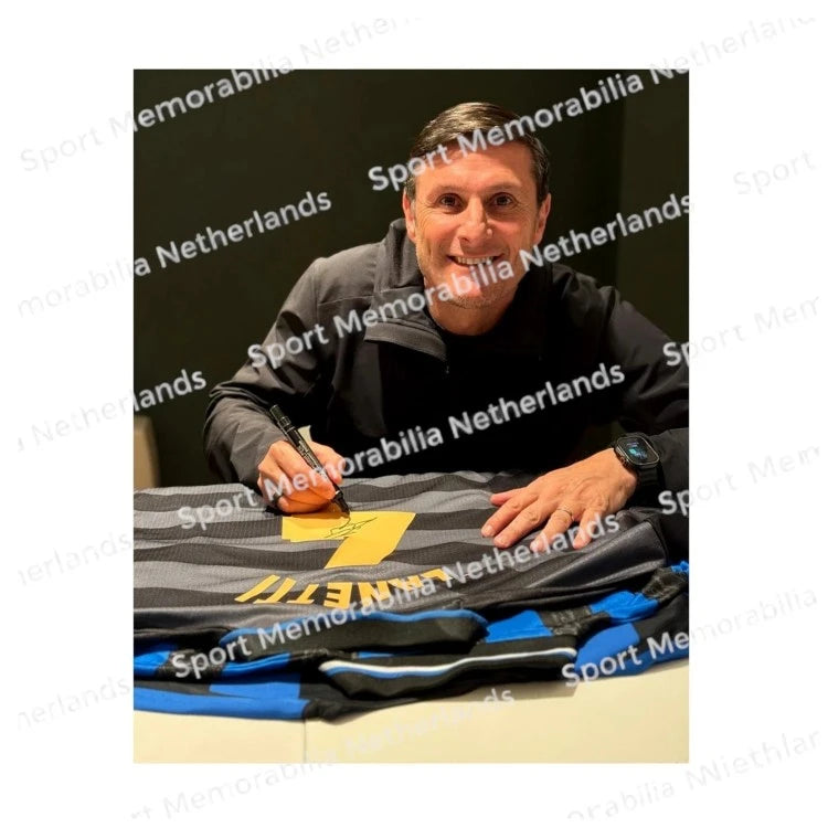 Signing proof of Javier Zanetti signing an official Inter Milan 1998 cup final football shirt.
