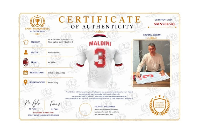 Certificaat van echtheid voor het gesigneerde Paolo Maldini AC Milan 1994 European Cup Final voetbalshirt met foto van het signeermoment