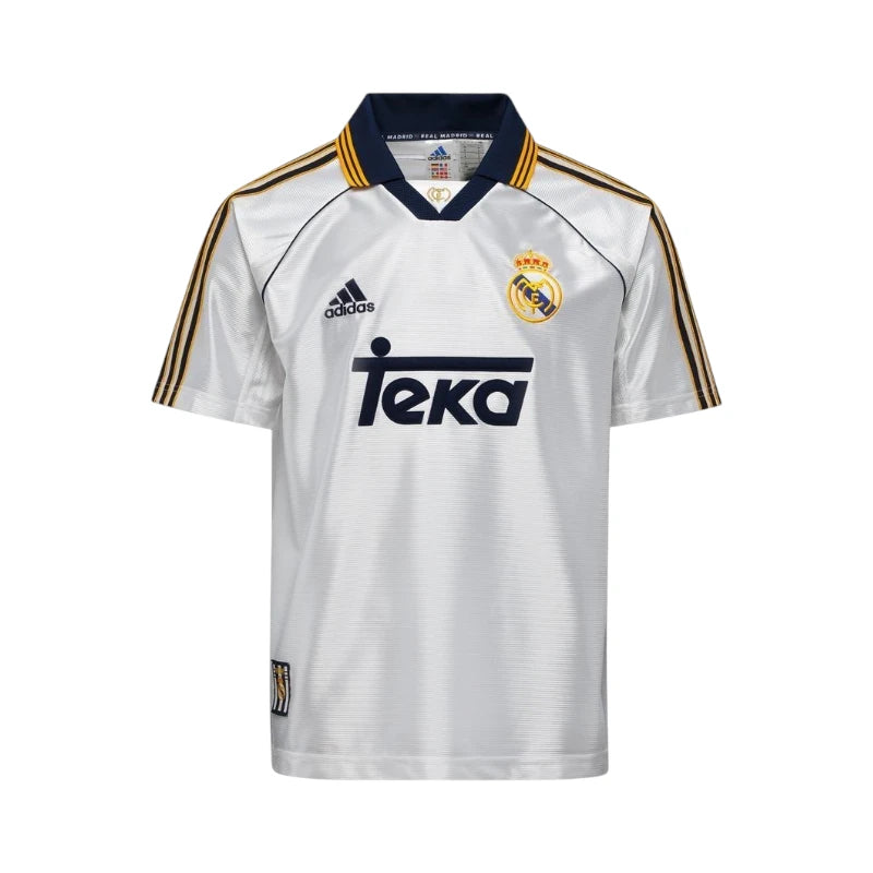 Real Madrid thuisshirt 1999/2000 Limited Edition van adidas, wit voetbalshirt met Teka-sponsor, clublogo en gouden en donkerblauwe details, voorkant.