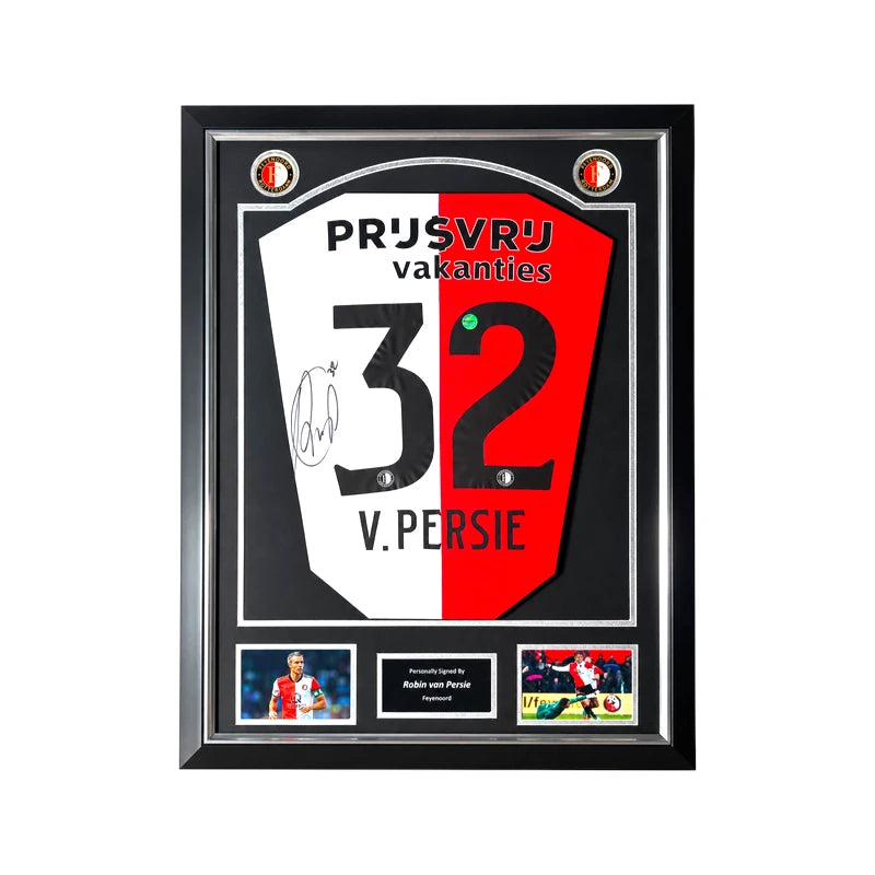 Robin van Persie gesigneerd Feyenoord thuisshirt 2024/2025 met rugnummer 32, professioneel ingelijst in zwart Deluxe Frame met handtekening, clublogo's, actiefoto's en naamplaatje.