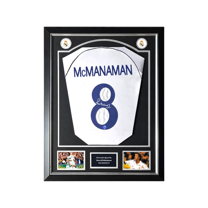 Steve McManaman gesigneerd Real Madrid voetbalshirt 1999/2000 met rugnummer 8, professioneel ingelijst in luxe zwart Deluxe Frame met foto's, clublogo's en naamplaatje. Hoofdafbeelding