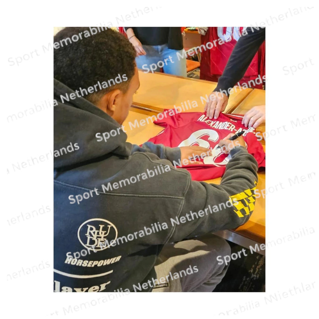 Signing proof of Trent Alexander-Arnold signing an official Liverpool 2018-19 football shirt.