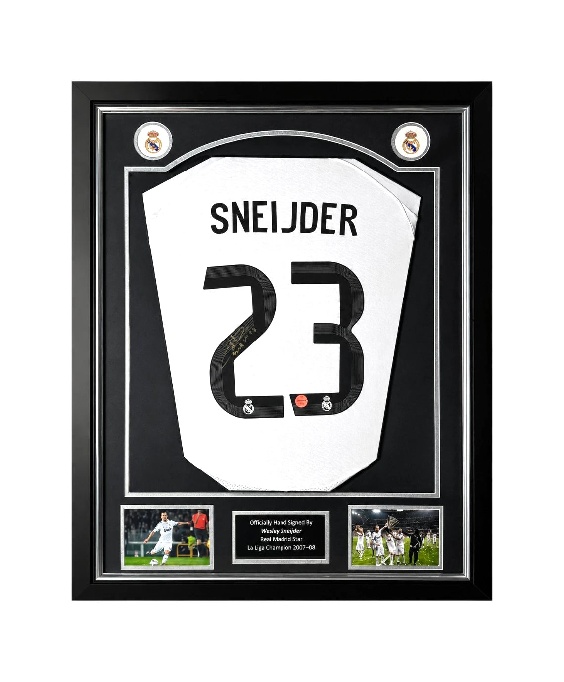Wesley Sneijder signed Real Madrid football shirt number 23 displayed in a black and silver presentation frame. Hoofdafbeelding